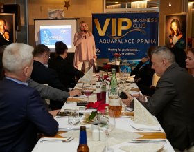 Kateřina Neumannová, česká olympionička a Jan Smigmátor, český swingový zpěvák (83)
